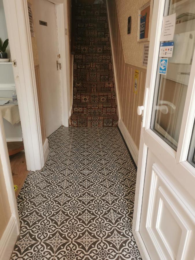 Leeds House Guest House Bridlington Esterno foto