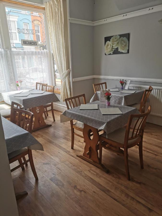 Leeds House Guest House Bridlington Esterno foto